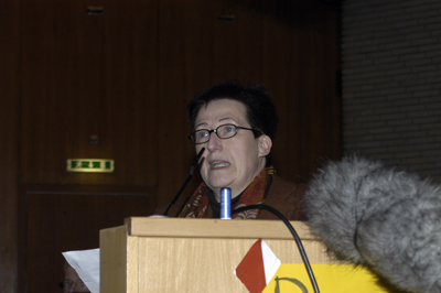 Auch Frau Löschper, komm. Präsidentin der Uni, versucht sich in Rechtfertigung.